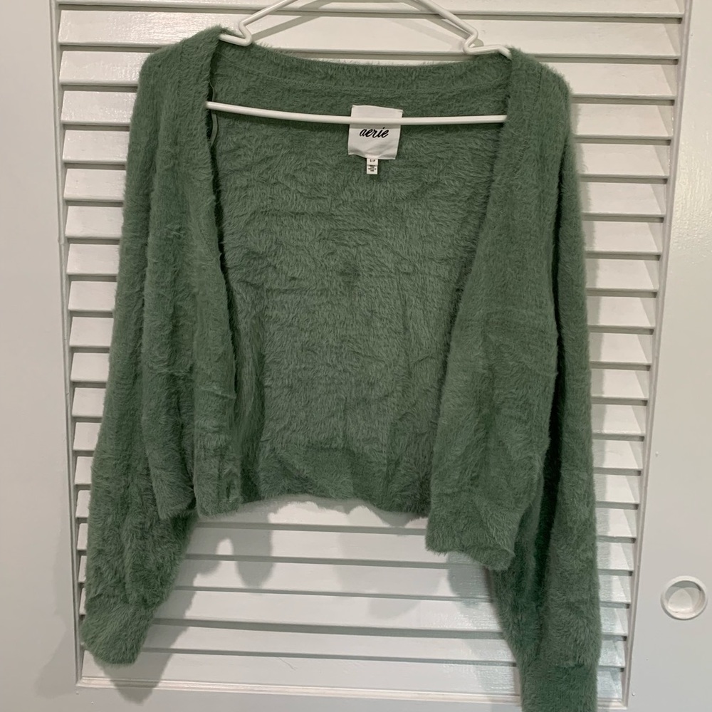 NWOT Small Fuzzy Aerie Cardigan